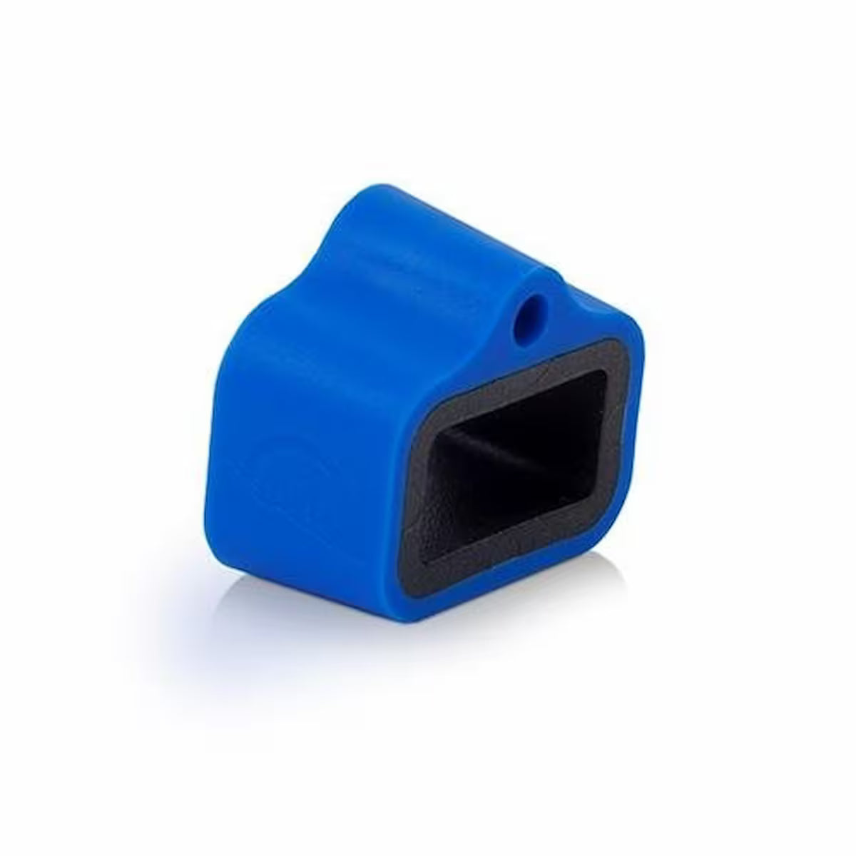 OWC ClingOn USB-C & Thunderbolt Cable Stabilizer OWC ClingOn USB-C & Thunderbolt Cable Stabilizer
